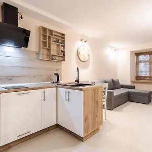 Staroevreyska Timber Львов