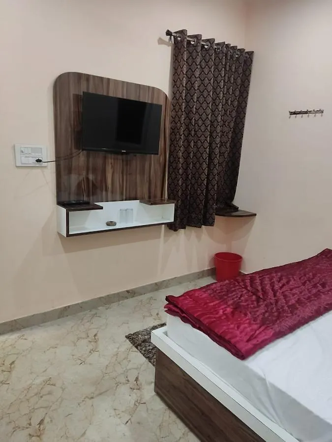 The Orchid Villa Homestay - Walkable Distance From Taj Mahal Agra  0*, Agra (Uttar Pradesh)